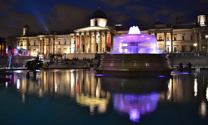 The NAtional Gallery is in Trafalgar Square