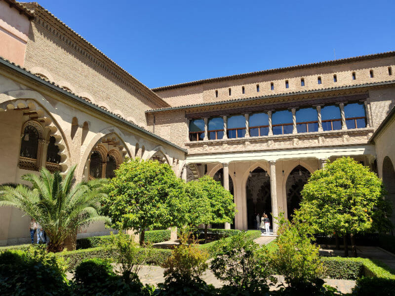 Classic style courtyard in the Aljafería Palace