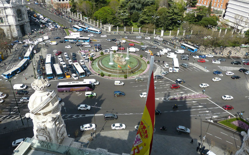 Driving in city centres in Spain can be challenging