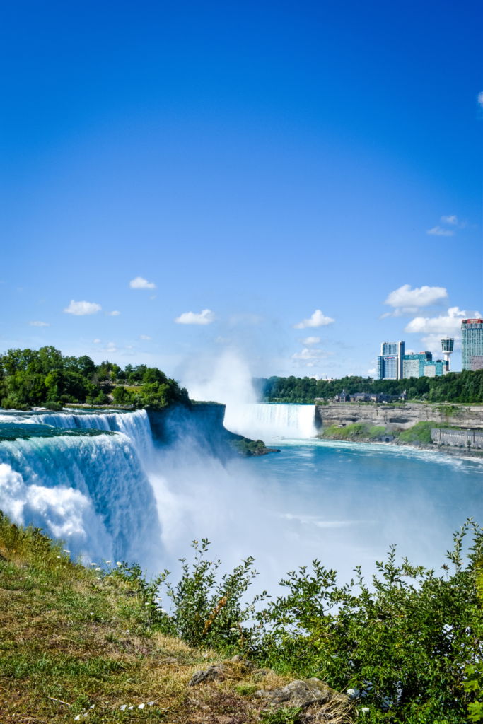 All three waterfalls at Niagara Falls