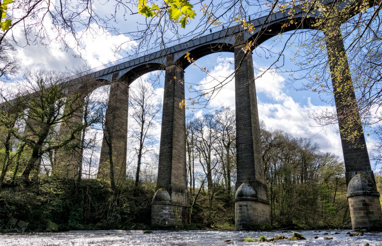 Looking up to the Pontcysyllte Aqueduct, among the most Amazing Water Bridges of the World
