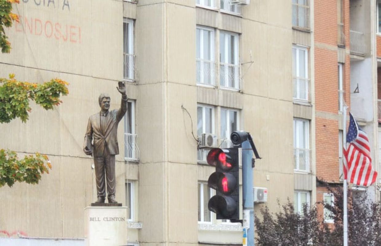 The Bill Clinton statue located at the Bulevardi Bill Klinton in Kosovo