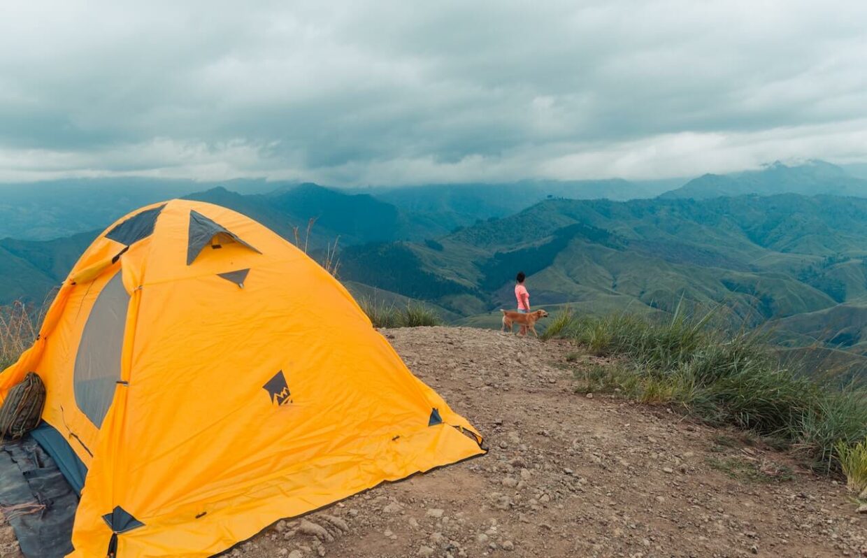 camping tent placing