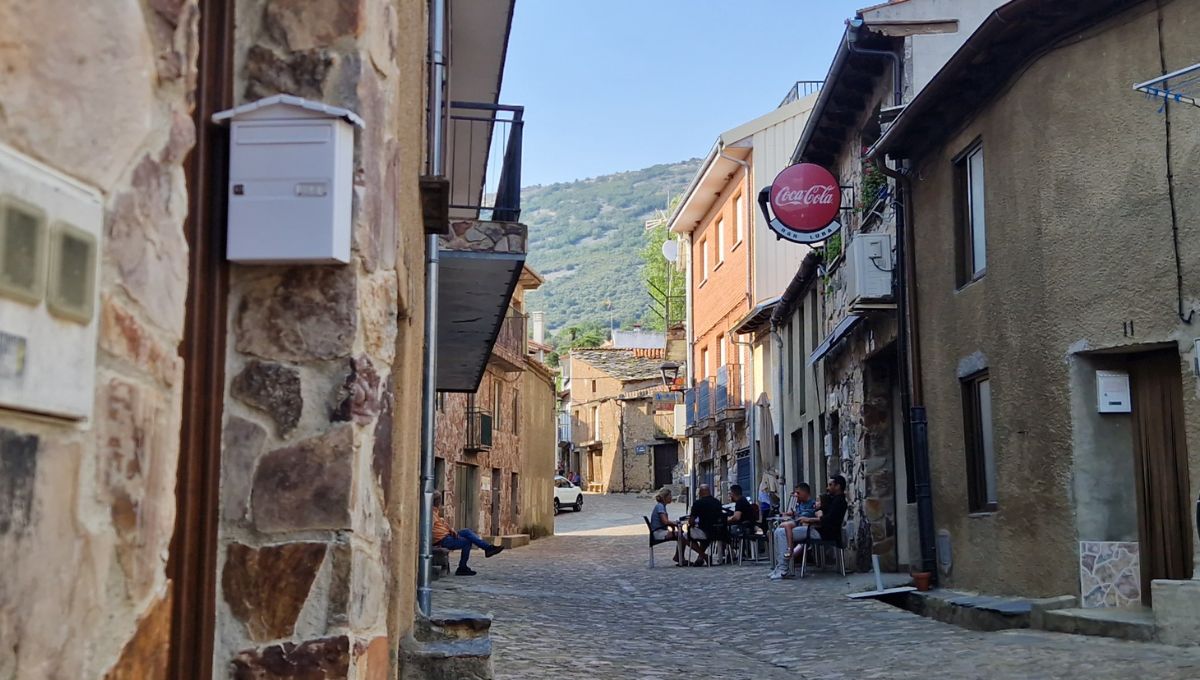 Bar La Luna just off the Plaza Mayor in Monsagro